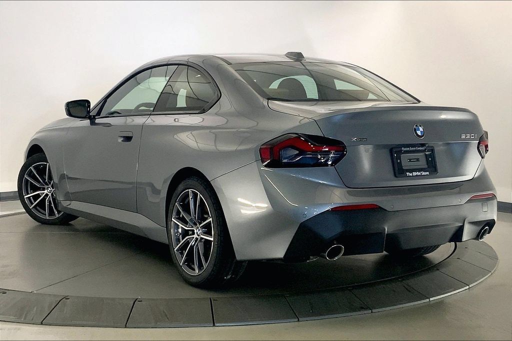 Certified 2025 BMW 230i xDrive Coupe w/ Premium Package AWD/4WD image 10