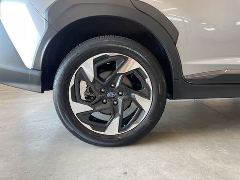 Used 2024 Subaru Crosstrek 2.5i Limited AWD/4WD image 30