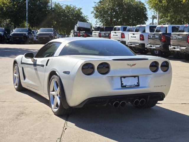Used 2011 Chevrolet Corvette Coupe w/ 1LT RWD image 5