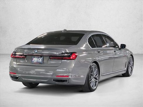 Used 2020 BMW 740i RWD image 5