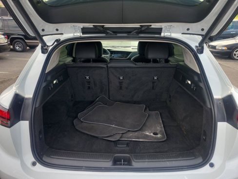 Used 2023 Buick Envision Preferred AWD/4WD image 8