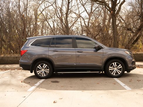 Used 2016 Honda Pilot EX-L image 10