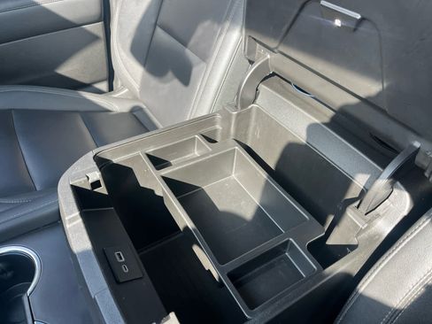 Used 2024 Chevrolet Tahoe LT image 35