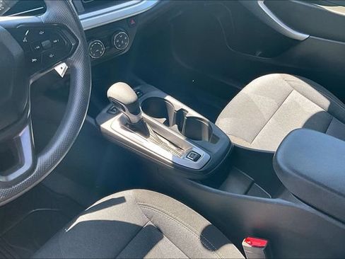 Used 2024 Chevrolet Trax LS FWD image 13