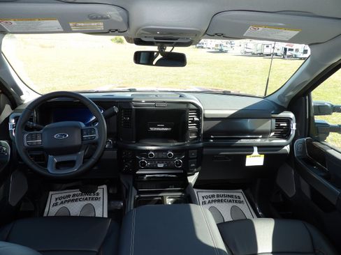New 2026 Ford F350 Lariat AWD/4WD image 15