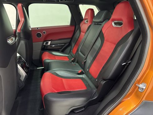 Used 2018 Land Rover Range Rover Sport SVR image 34