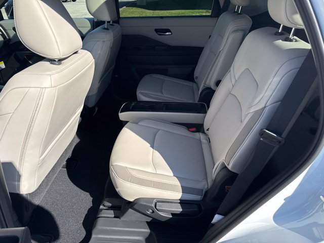 New 2026 Nissan Pathfinder SL AWD/4WD image 44