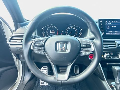 Used 2022 Honda Accord Sport image 16