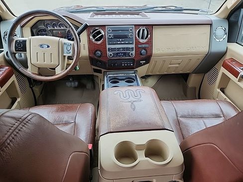 Used 2012 Ford F350 King Ranch w/ King Ranch w/Chrome Pkg AWD/4WD image 35