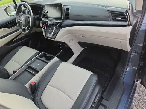 Used 2025 Honda Odyssey Elite image 22