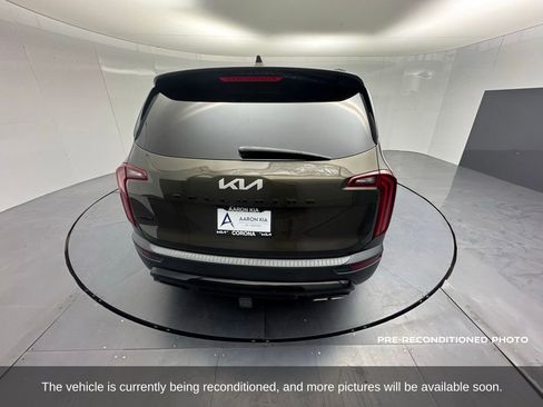 Used 2022 Kia Telluride SX w/ SX Prestige Package AWD/4WD image 4