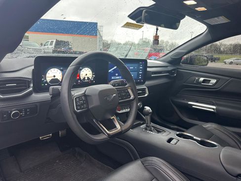 Certified 2024 Ford Mustang Premium RWD image 5