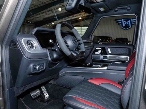 Used 2025 Mercedes-Benz G 63 AMG 4MATIC image 15