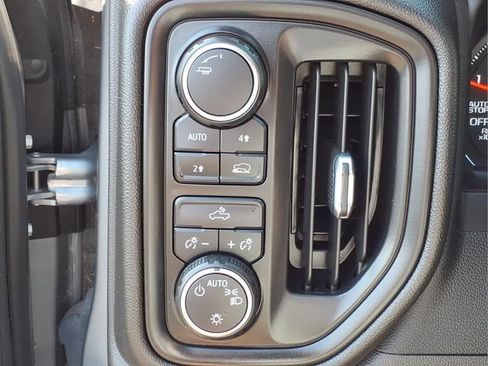 Used 2023 Chevrolet Silverado 1500 Custom w/ 2.7L Blackout Package AWD/4WD image 17