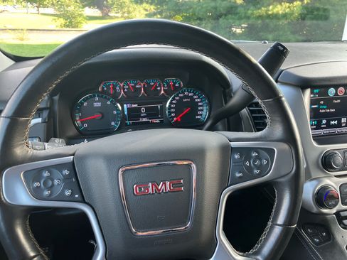 Used 2019 GMC Yukon SLT AWD/4WD image 19