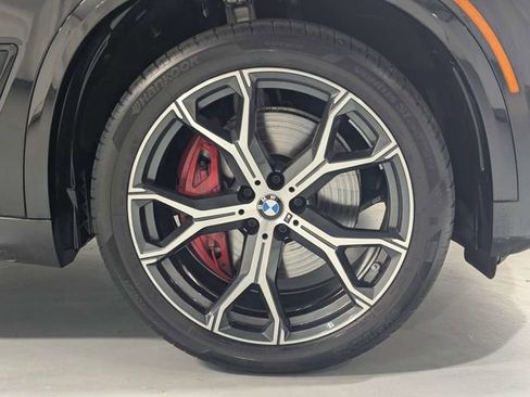Used 2023 BMW X5 xDrive40i AWD/4WD image 32