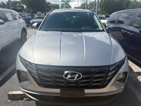 Used 2022 Hyundai Tucson SEL AWD/4WD image 2