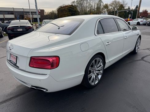 Used 2016 Bentley Flying Spur V8 AWD/4WD image 12