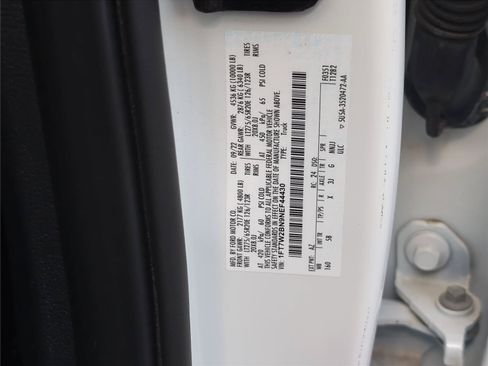 Used 2022 Ford F250 Lariat w/ Lariat Value Package AWD/4WD image 13