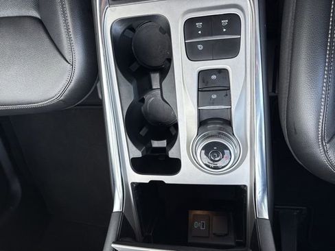 Used 2023 Ford Explorer Limited w/ Equipment Group 301A image 19