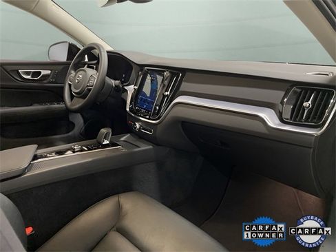 Used 2025 Volvo S60 B5 Core image 23
