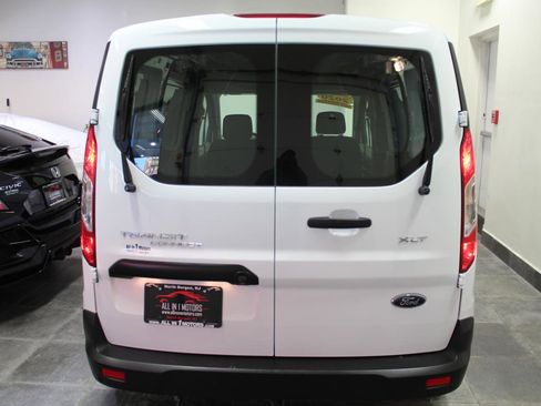 Used 2020 Ford Transit Connect XLT image 5