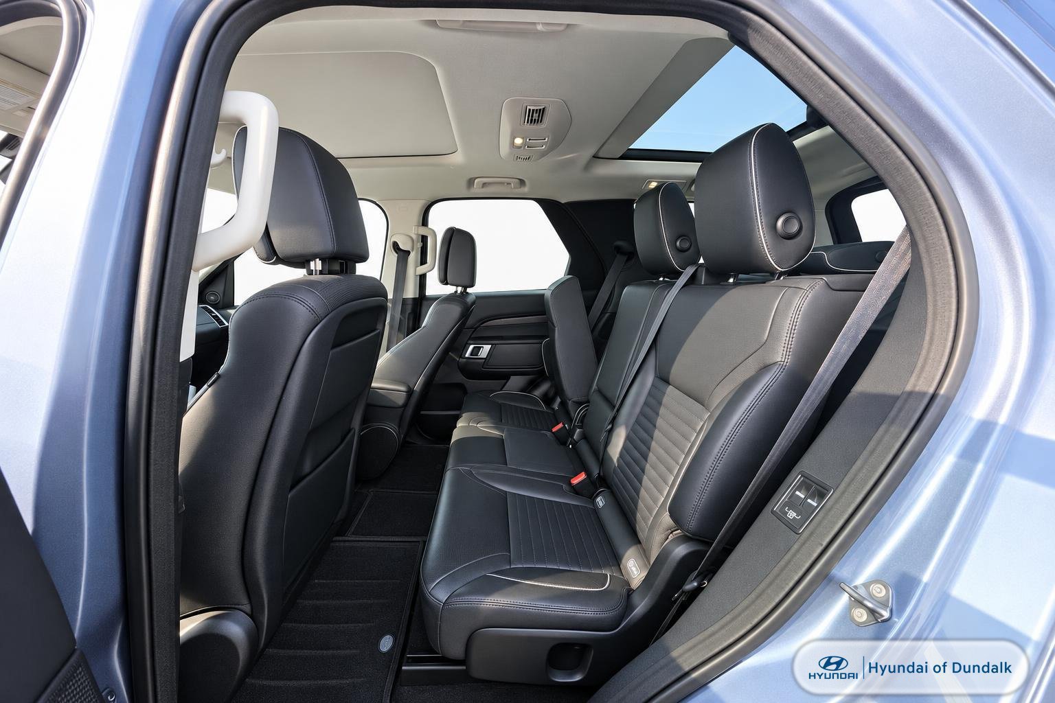 Used 2020 Land Rover Discovery HSE Luxury AWD/4WD image 7