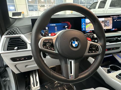 Used 2025 BMW X5 M Competition w/ Executive Package AWD/4WD image 24