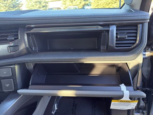 New 2025 Ford F150 Lightning Flash image 33