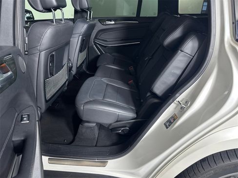 Used 2017 Mercedes-Benz GLS 550 4MATIC image 21