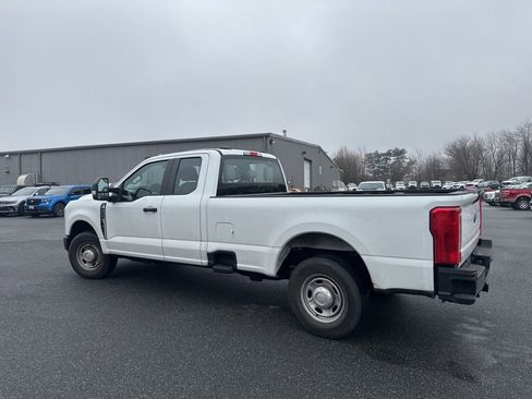 Used 2023 Ford F250 XL image 4
