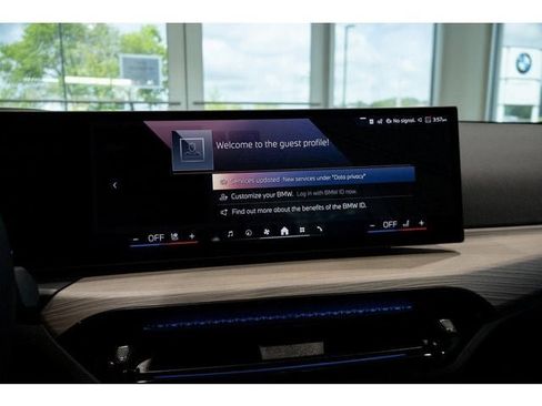 Used 2025 BMW 330i xDrive Sedan w/ Premium Package image 68