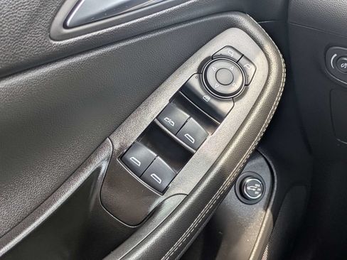 Used 2024 Buick Encore GX Preferred w/ Comfort Package AWD/4WD image 24