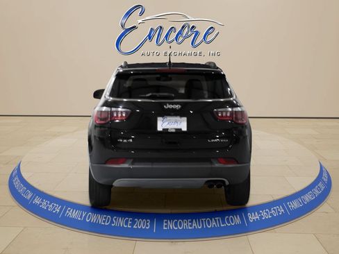 Used 2018 Jeep Compass Limited w/ Navigation Group AWD/4WD image 4