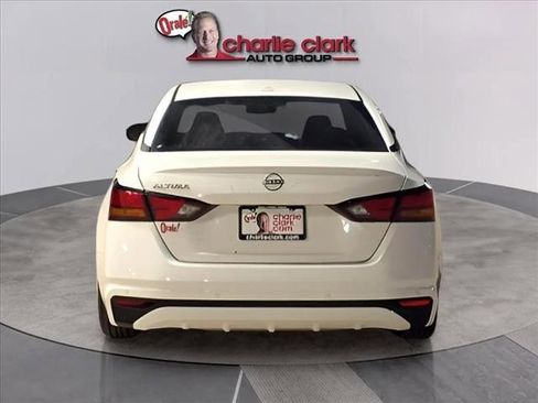 New 2025 Nissan Altima 2.5 S image 4