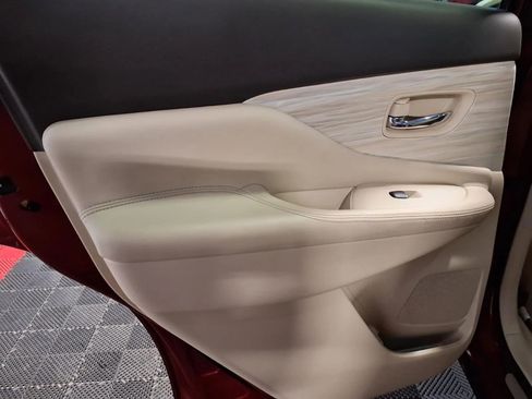 Used 2015 Nissan Murano Platinum w/ Platinum Technology Package image 13