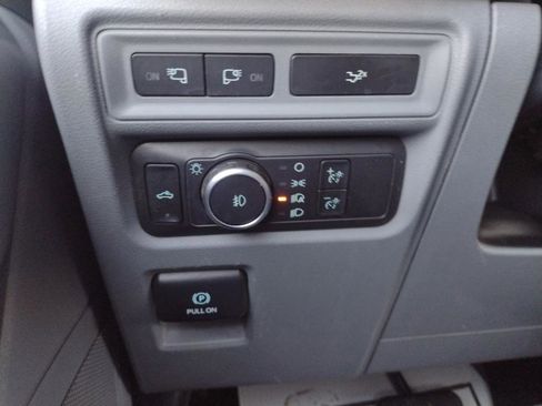 Used 2022 Ford F150 XLT w/ Equipment Group 302A High AWD/4WD image 18