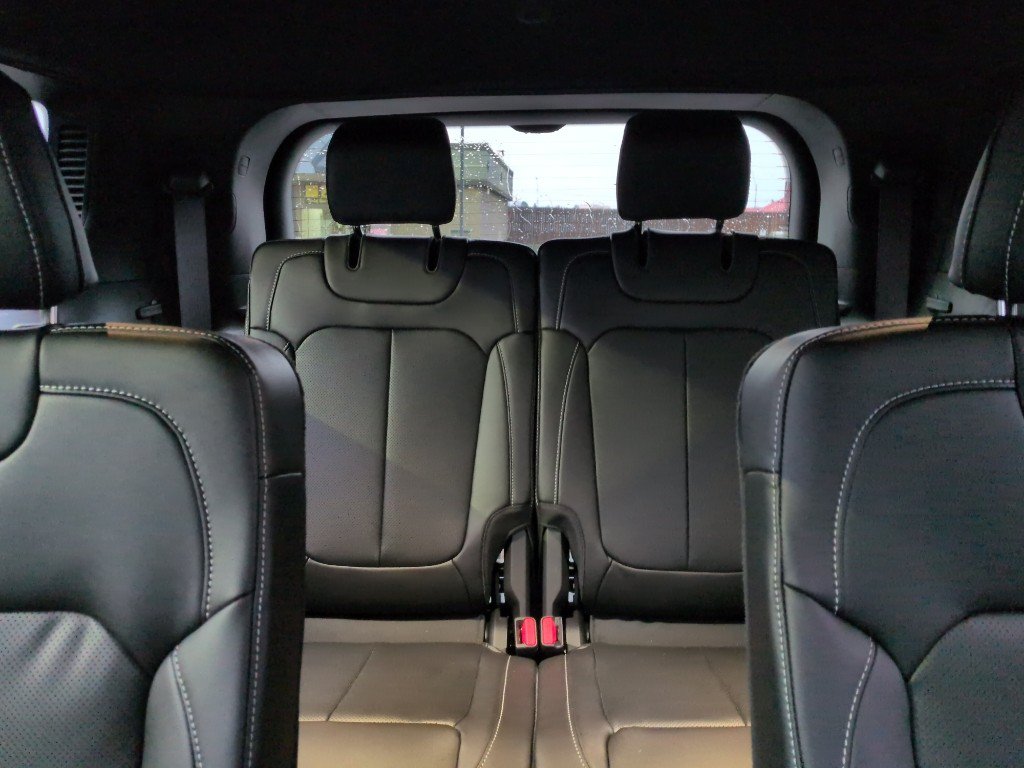 New 2025 Jeep Grand Cherokee L Limited w/ Luxury Tech Group II AWD/4WD image 21