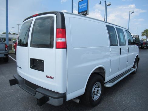 Used 2025 GMC Savana 2500 w/ Driver Convenience Package RWD image 6