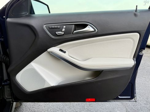 Used 2018 Mercedes-Benz GLA 250 4MATIC image 34