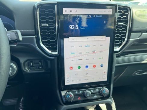 New 2025 Ford Ranger Lariat w/ FX4 Off-Road Package image 41