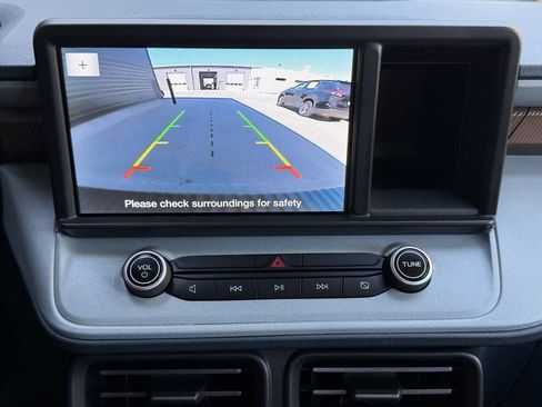 Used 2023 Ford Maverick Lariat w/ Equipment Group 500A Standard image 25