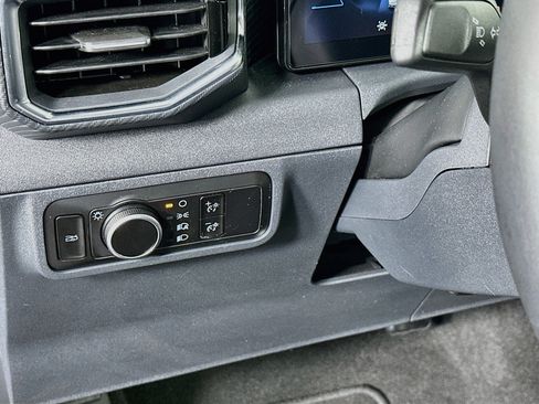 Used 2026 Ford Mustang Premium RWD image 17