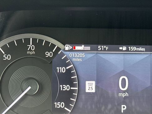 Used 2023 Land Rover Range Rover Evoque SE image 20