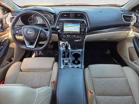 Used 2017 Nissan Maxima Platinum w/ Medallion Package image 19