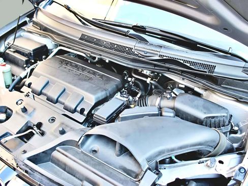 Used 2016 Honda Odyssey EX-L image 41