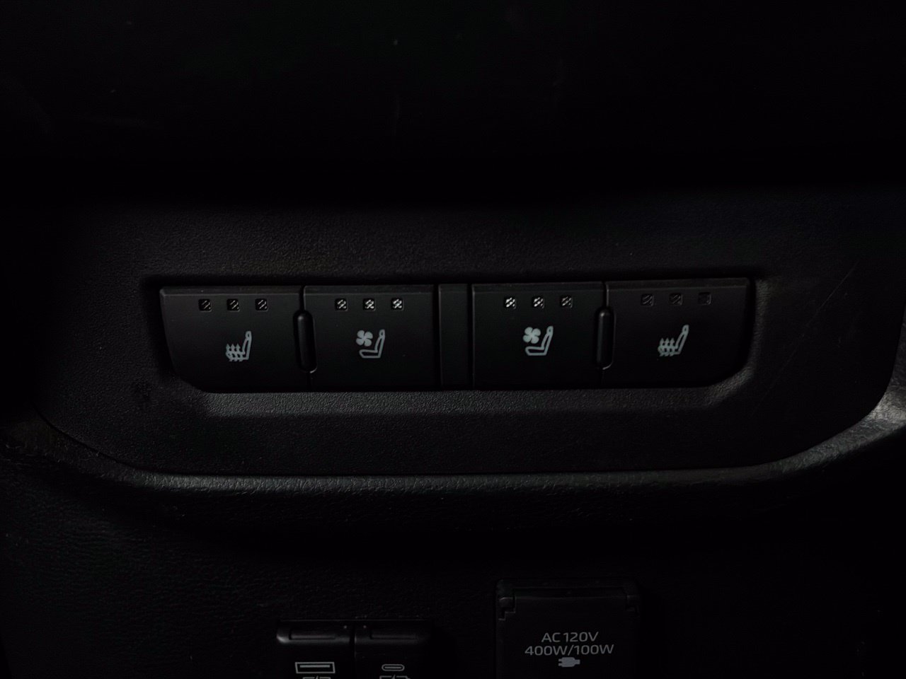 Used 2023 Toyota Tundra 1794 Edition AWD/4WD image 20