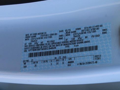 Used 2025 Ford F350 XLT image 16