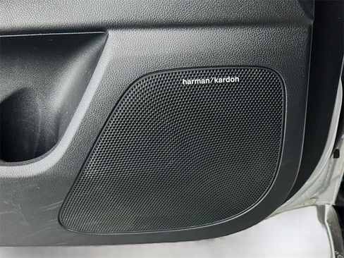 Used 2017 Kia Sportage SX image 19