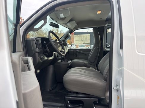 New 2025 Chevrolet Express 2500 Extended w/ Driver Convenience Package RWD image 13